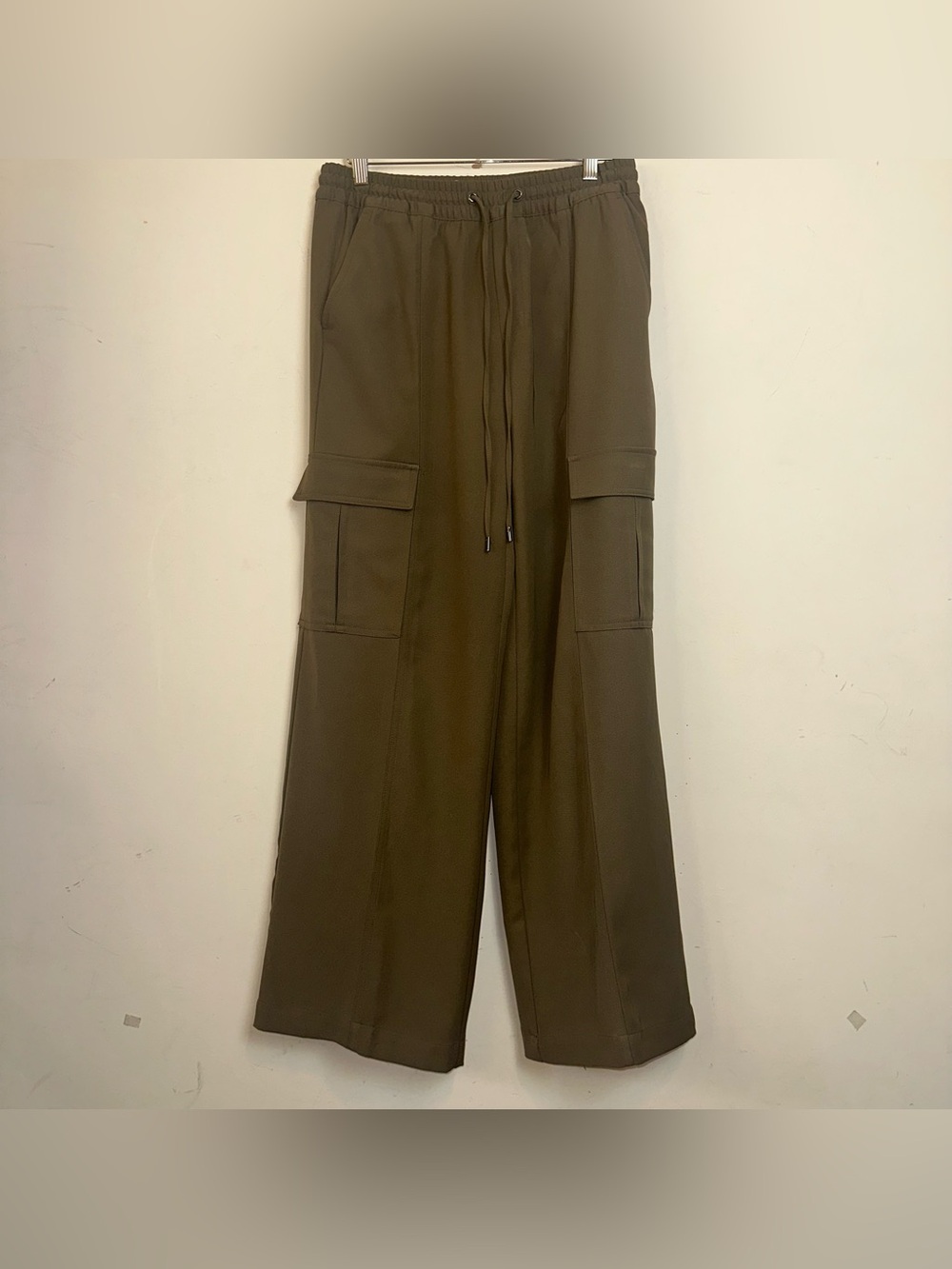 Banana Republic BR Sport Cargo Pants Women's S Olive Green Wide Leg Performance